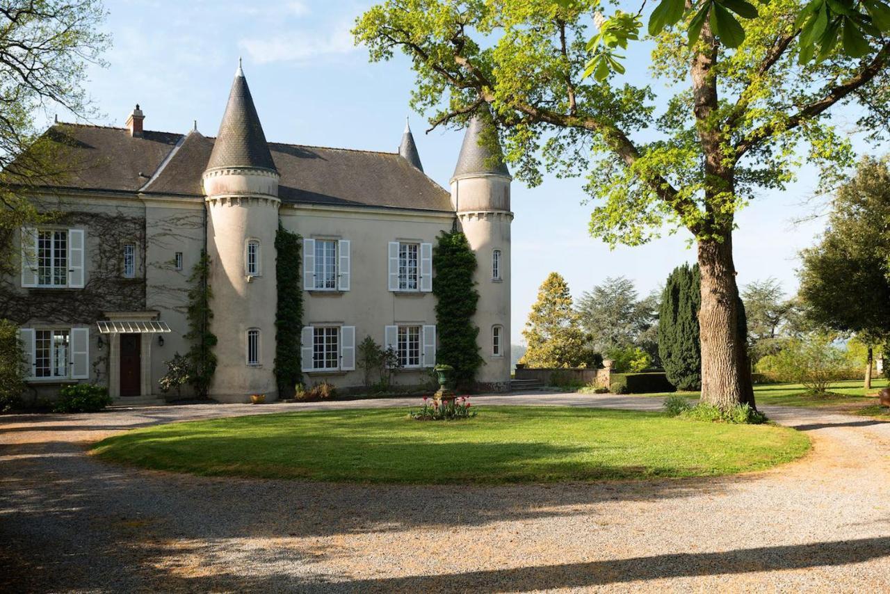 Chateau Haute Roche Oudon Exterior photo